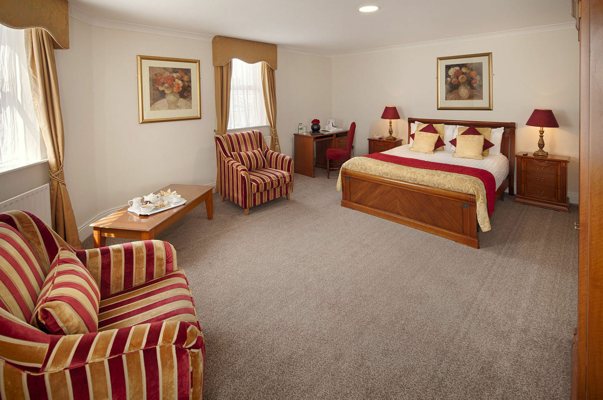 The Royal Hotel & Leisure Centre Bray Buitenkant foto